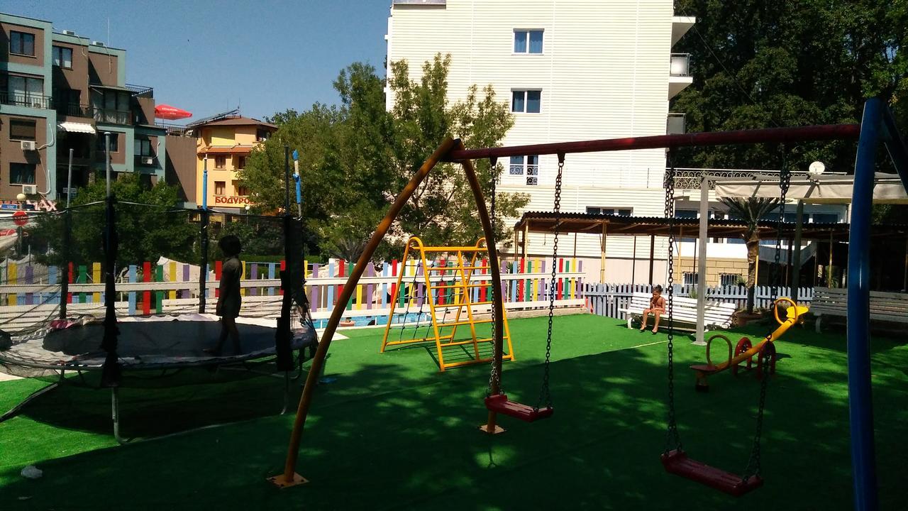 Отель Park 1 Китен Экстерьер фото